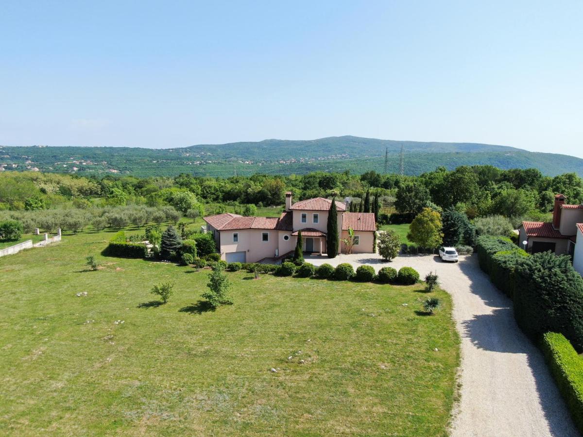Villa Labin In Zartinj - Luxury Privacy Heated Pool With Auto Cover Exterior foto